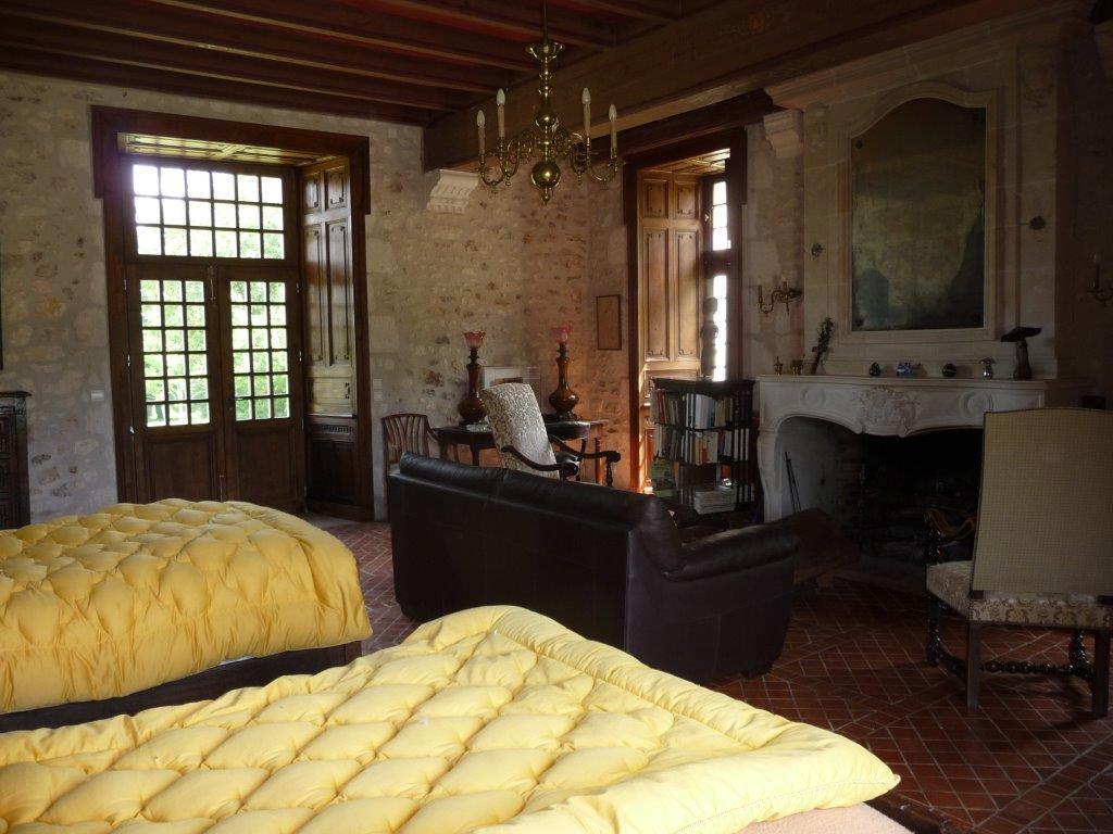 Le Claveau Paulnay Habitación foto